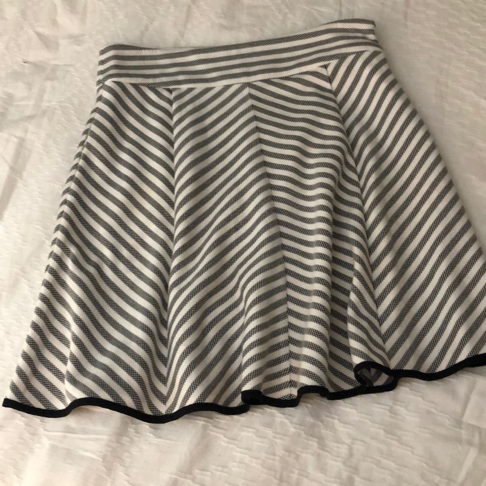 Super cute Pixley skirt!